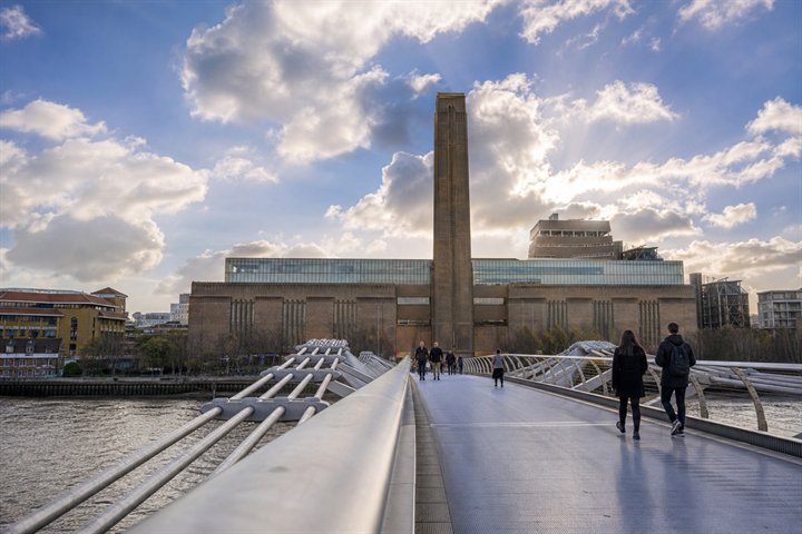 Riverside route to Tate Modern